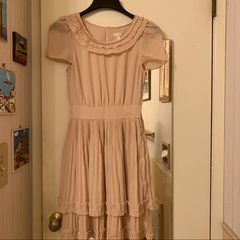 H&M Beige Dress